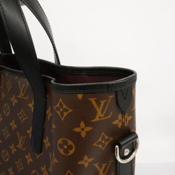 Louis Vuitton Monogram Macassar Davis Handbag - Picture 6 of 8